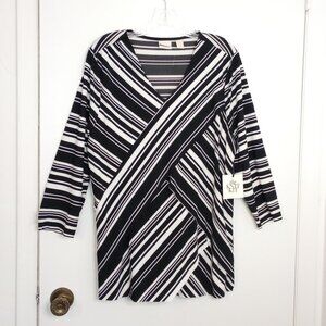 Chico's Knit Kit Stripe Variance Black & White Top